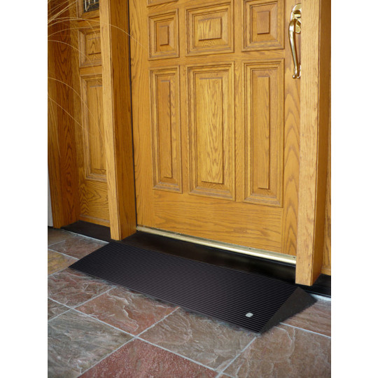 EZ-ACCESS Transitions Rubber Angled Entry Mat, Black, 1.5 Height