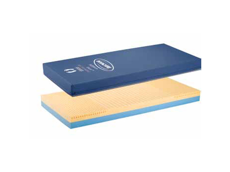 Invacare Softform Premier Bariatric Mattress - 39" W